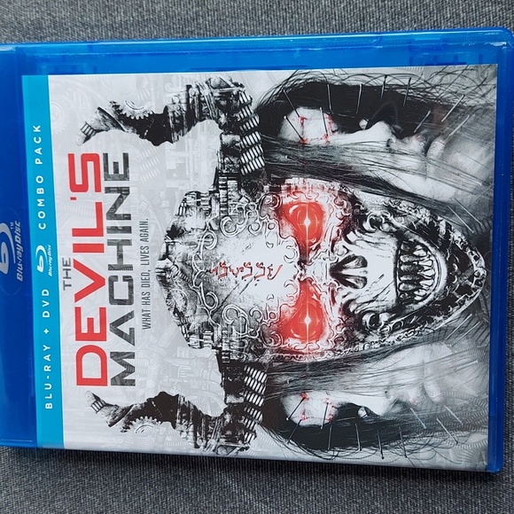 HORROR FEST w/ 2 Paranormal Activities & Devil's Machine - Picture 8 of 12